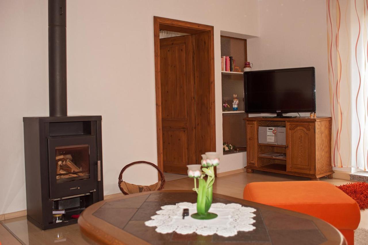 Ferienwohnung Im Erzgebirge In Gelenau Exteriör bild